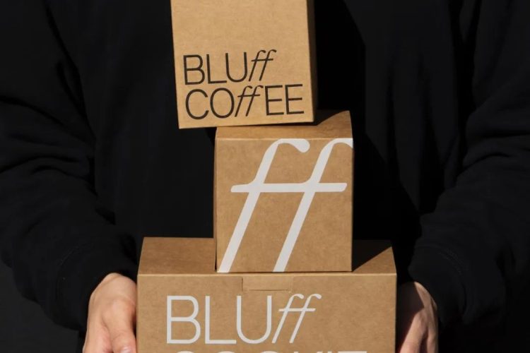 BLUFF COFFEE: 韩国新晋咖啡品牌视觉
