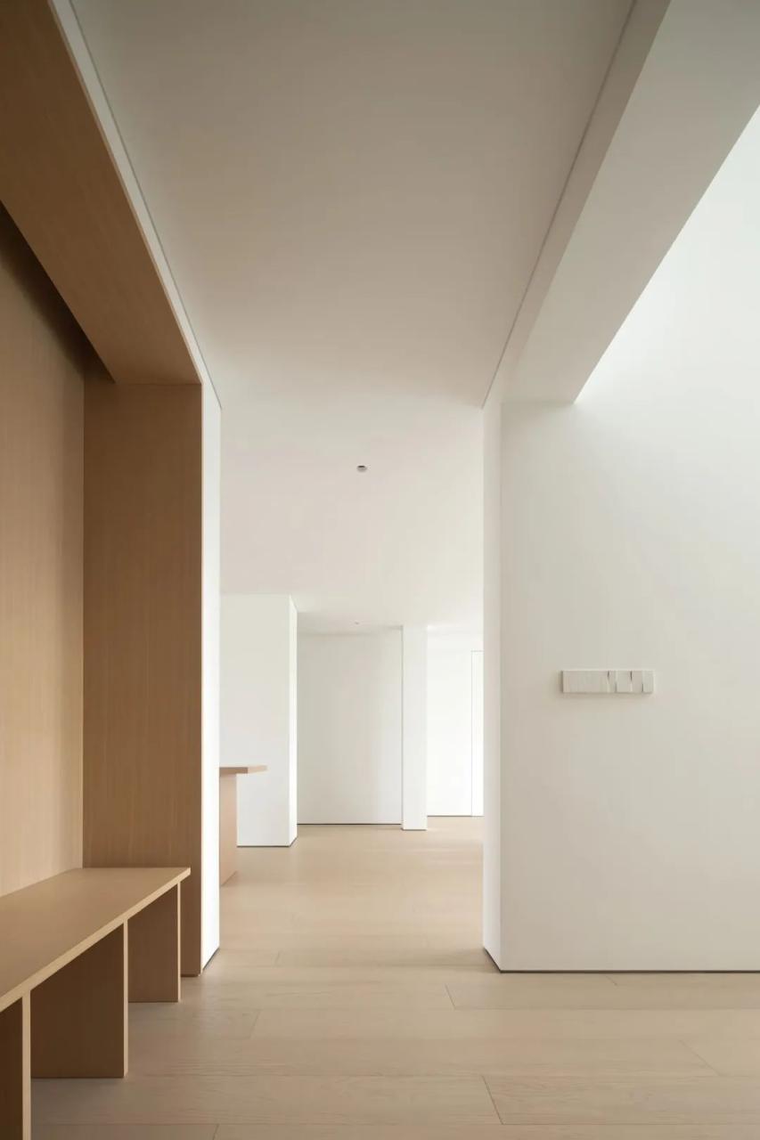极简主义，上海 249㎡复式公寓 | Nothing Design