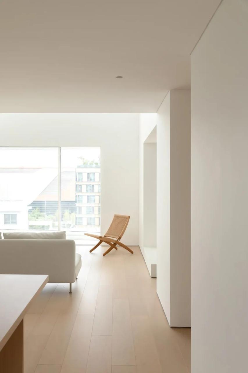 极简主义，上海 249㎡复式公寓 | Nothing Design