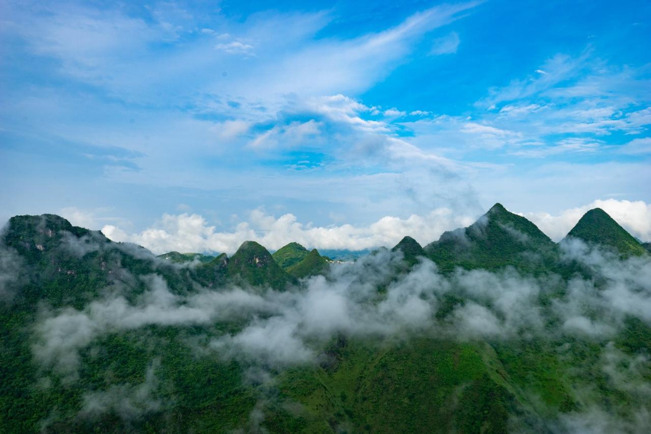 上海尧舜建筑设计 | 悬崖边的天空民宿：尧珈•望瀑