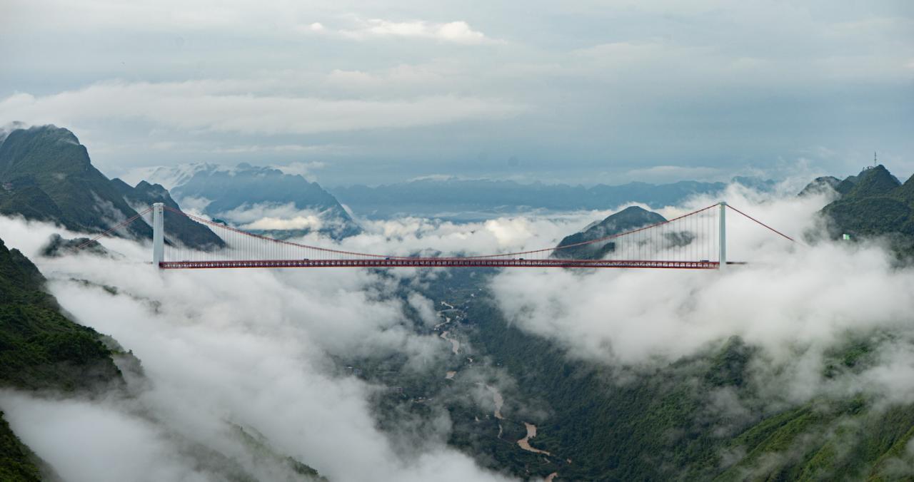 上海尧舜建筑设计 | 悬崖边的天空民宿：尧珈•望瀑