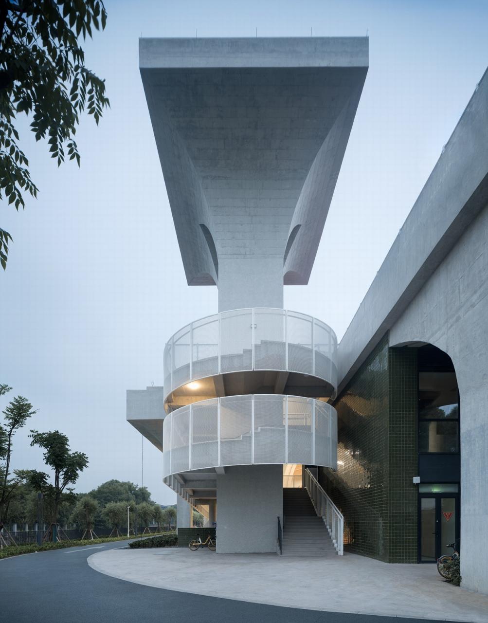 绍兴文理学院风雨操场 / 浙江大学建筑设计研究院