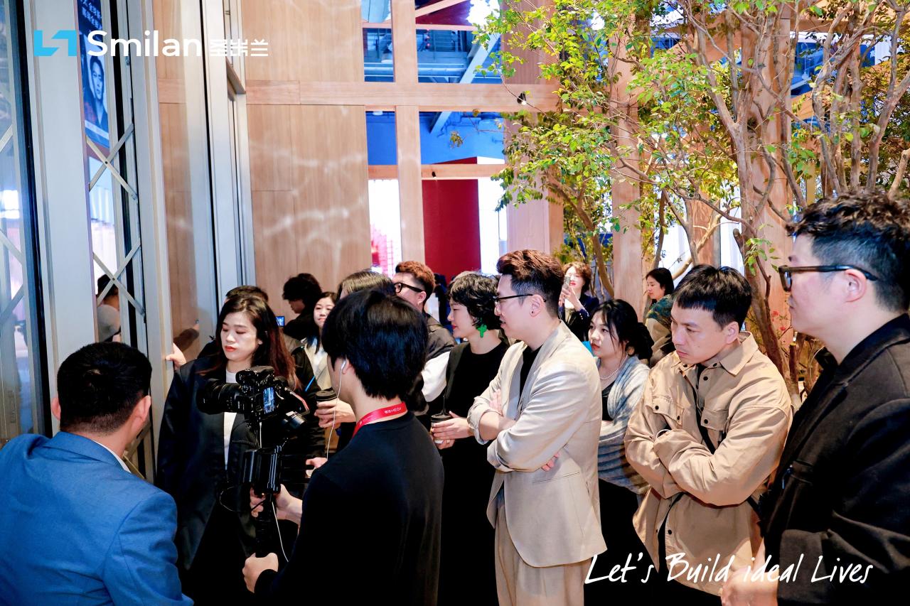 广州设计周现场直击：圣米兰门窗何以赢得设计师一致好评？