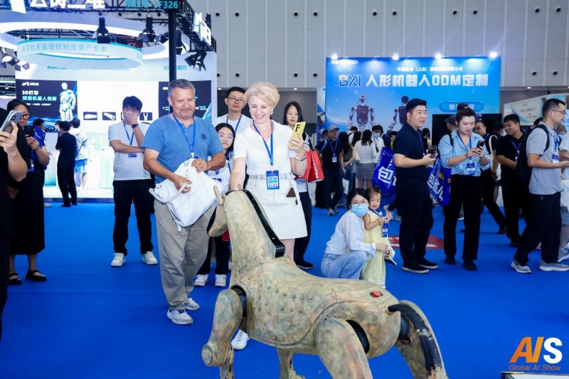 卓特视觉亮相 AI Show 2026 杭州展丨合规数据赋能具身智能